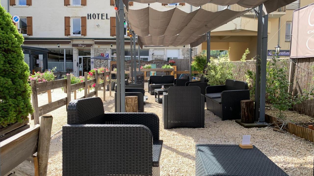 Hotel Le Dauphin Villard-de-Lans Exterior foto