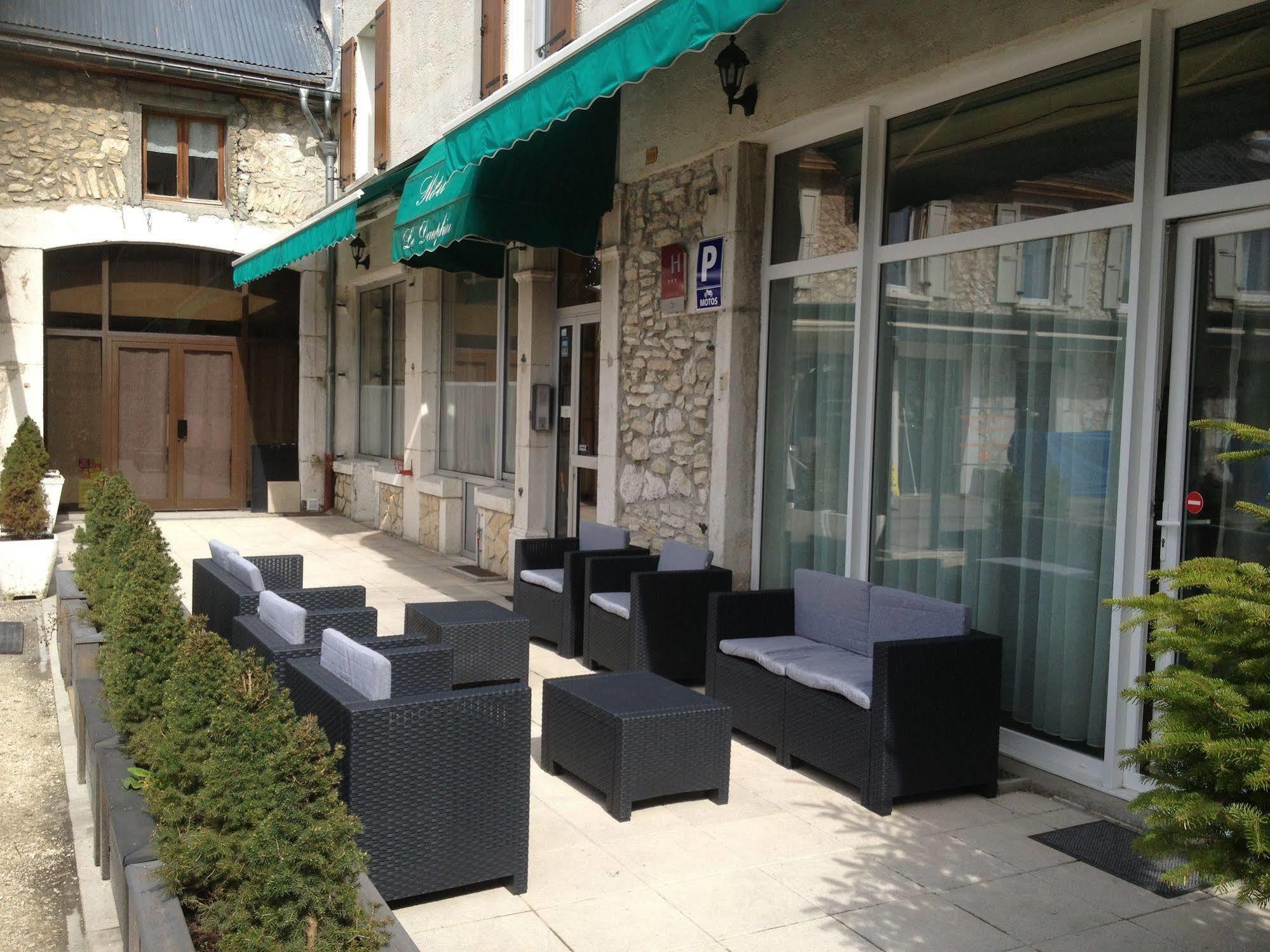 Hotel Le Dauphin Villard-de-Lans Exterior foto